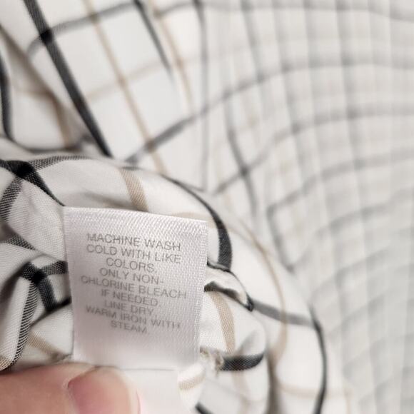 J. Jill Black & White Plaid Longsleeve Button Down Small Petite - Picture 11 of 12